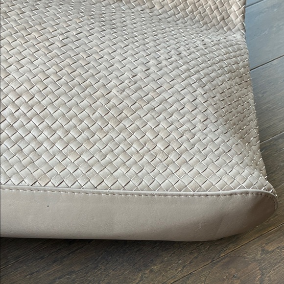 Quince Italian Leather Handwoven Large Tote - Picture 9 of 16